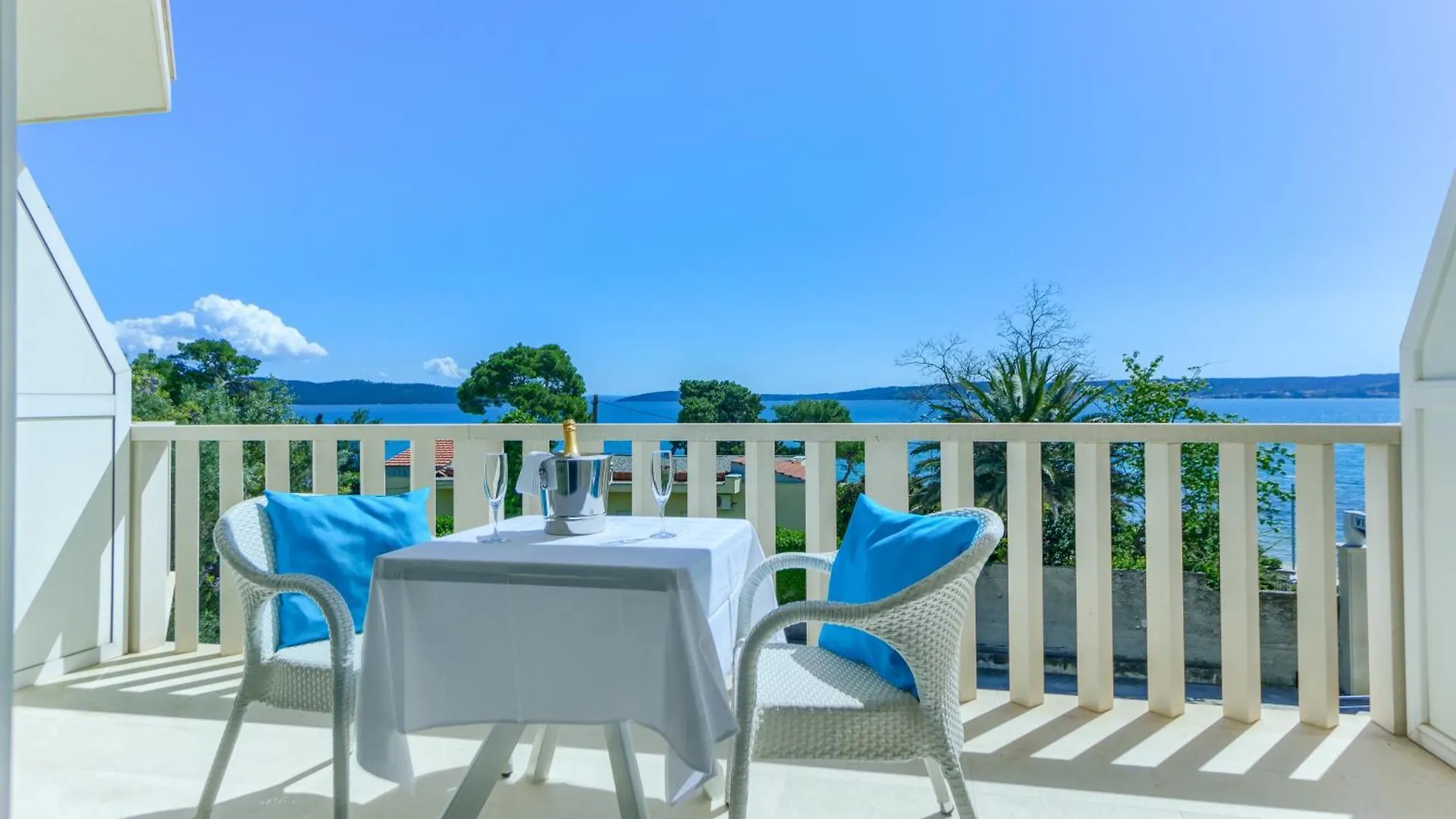 Hotel Riva Kastela With Swimming Pool 4*,  Chorwacja