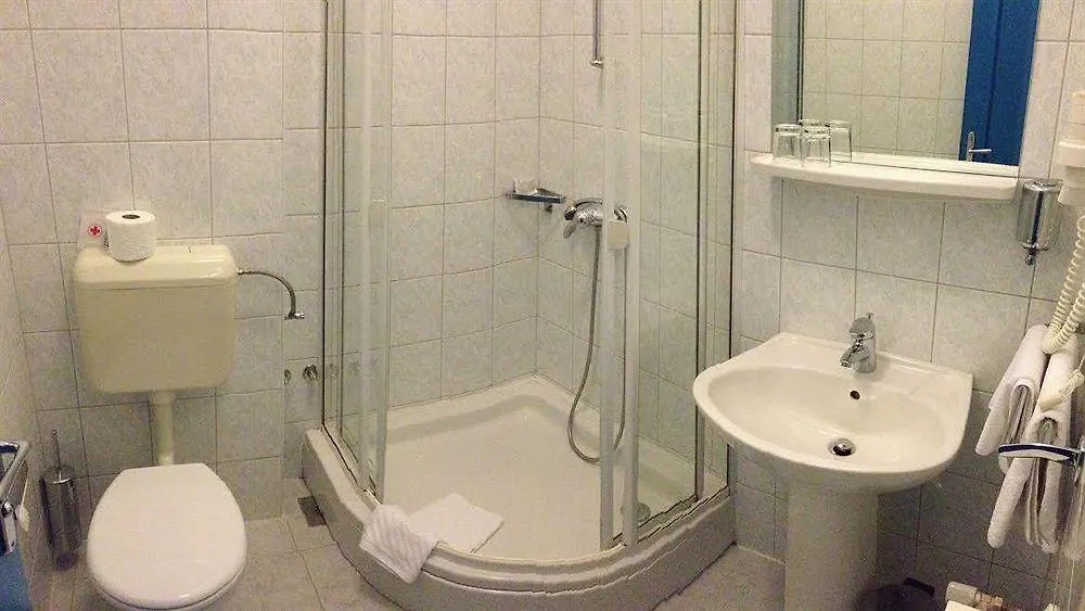 Hotel Riva Kastela With Swimming Pool Chorwacja