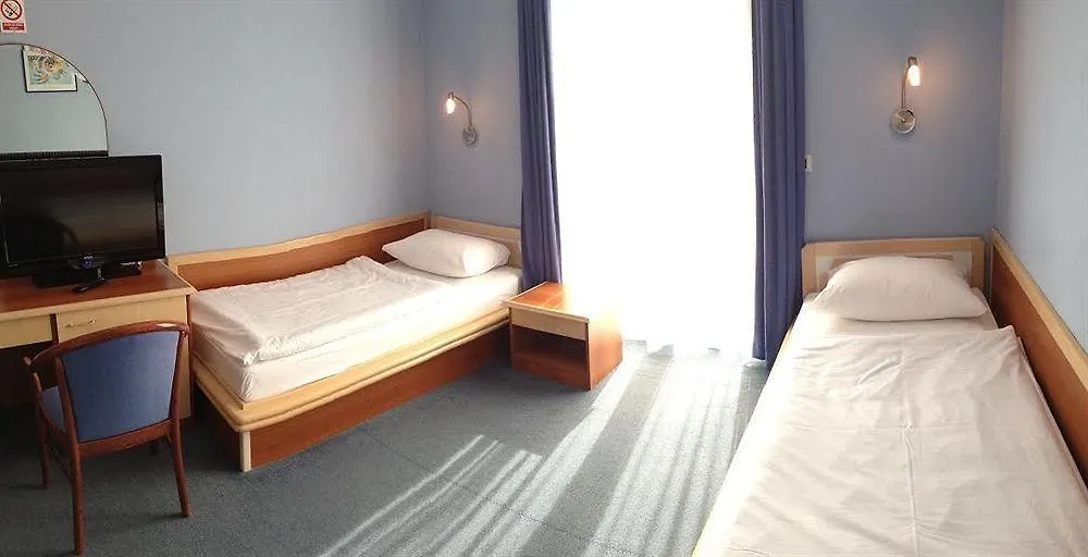Hotel Riva Kastela With Swimming Pool