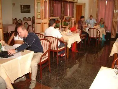 Hotel Riva Kastela With Swimming Pool